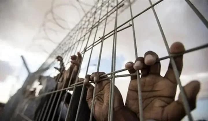حماس تحذر من خطورة ما يتعرض له الأسرى داخل سجون الاحتلال وتدعو لتفعيل كافة أدوات نصرتهم