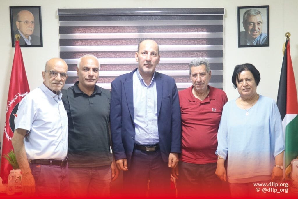 الديمقراطية تستقبل وفداً من الجبهة الشعبية مهنئاً بنجاح مؤتمرها السادس عشر في لبنان